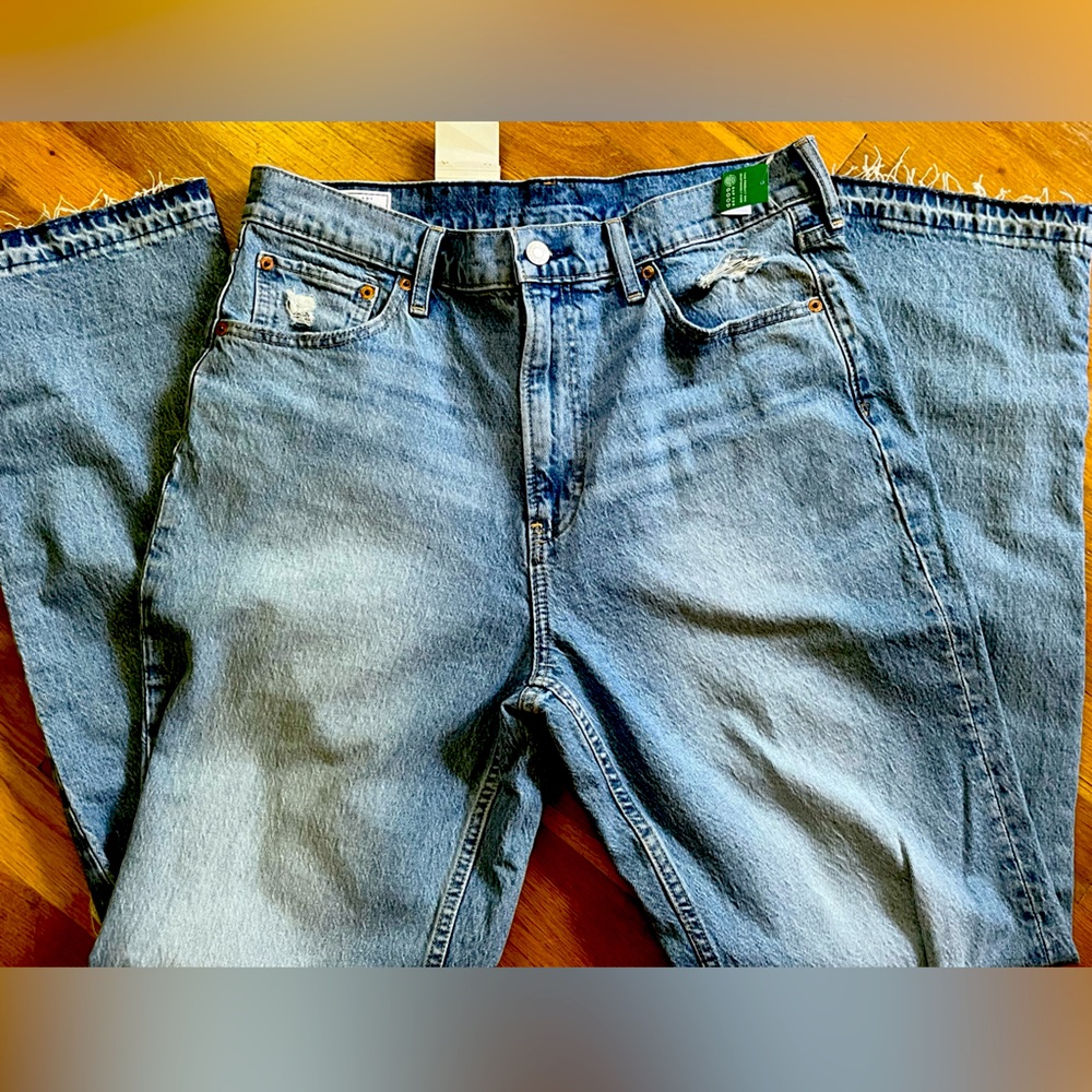 Gap - High Rise Cheeky Straight Jeans